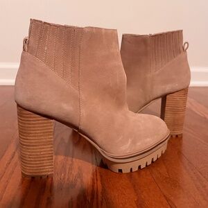 Booties Vince Camuto